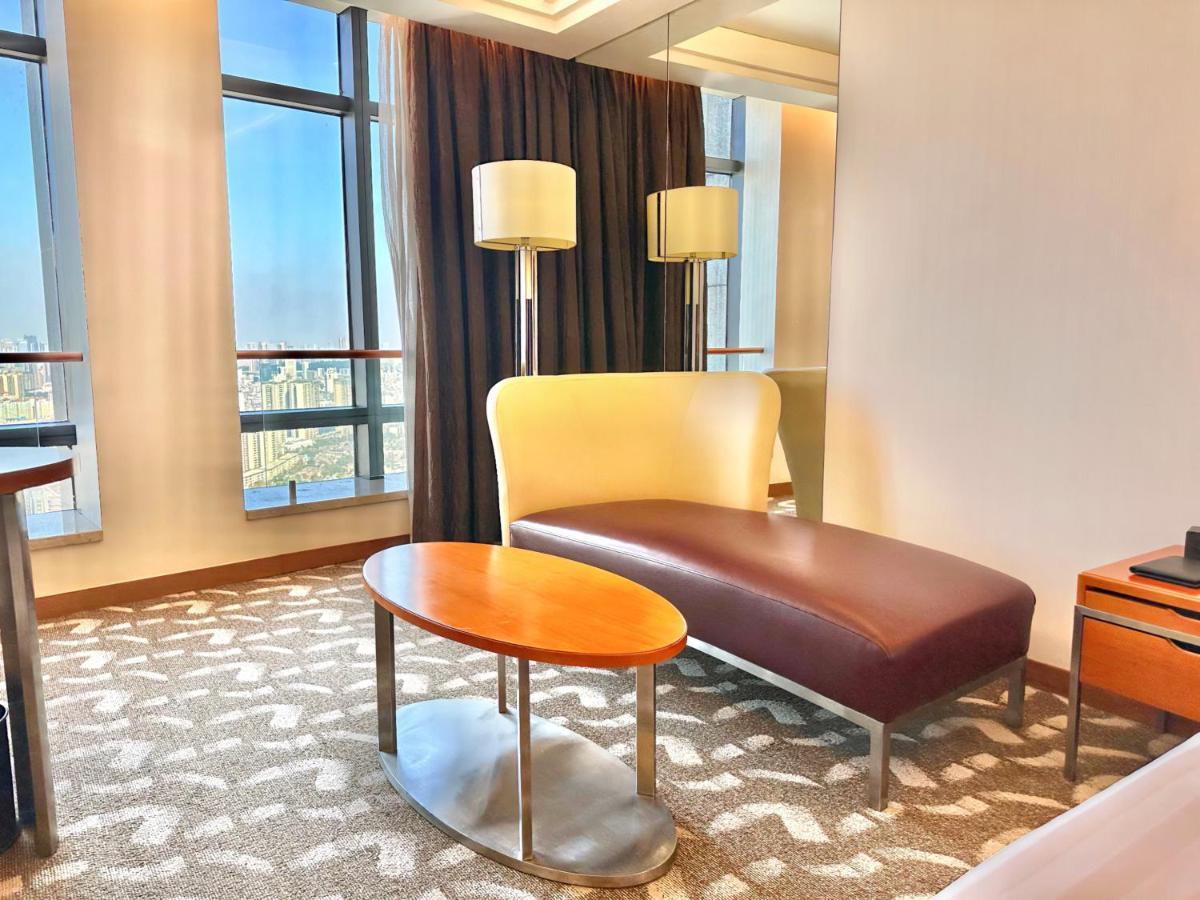 Swissotel Foshan, Guangdong - Free Shuttle To Canton Fair Exteriör bild